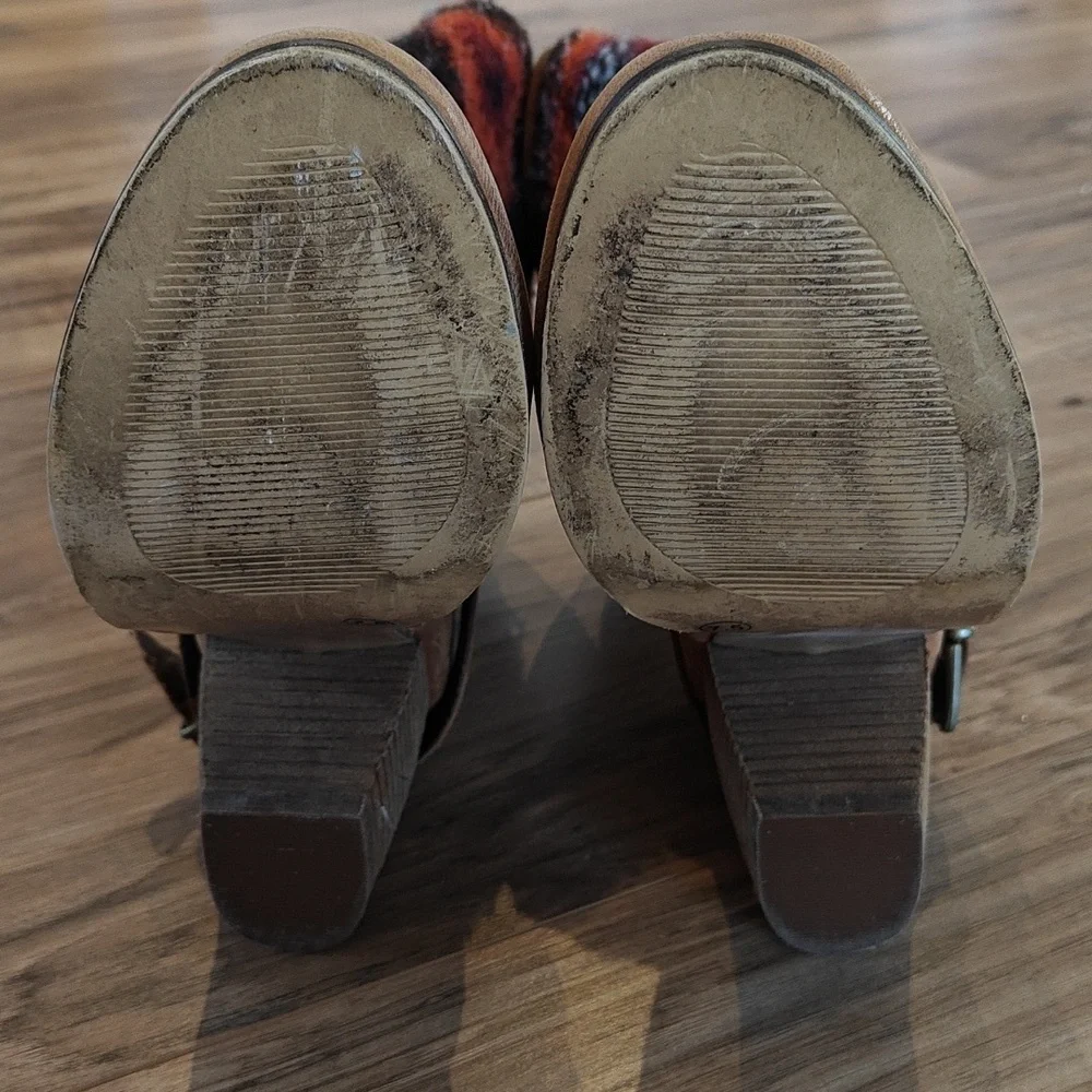 EUC Steve Madden Tolteca Booties - Picture 7 of 10